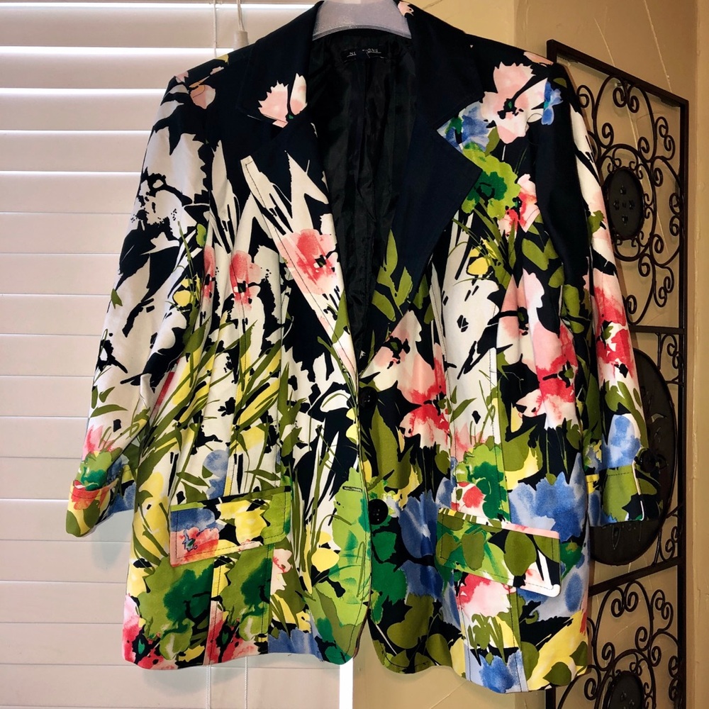 Notations | Floral short blazer